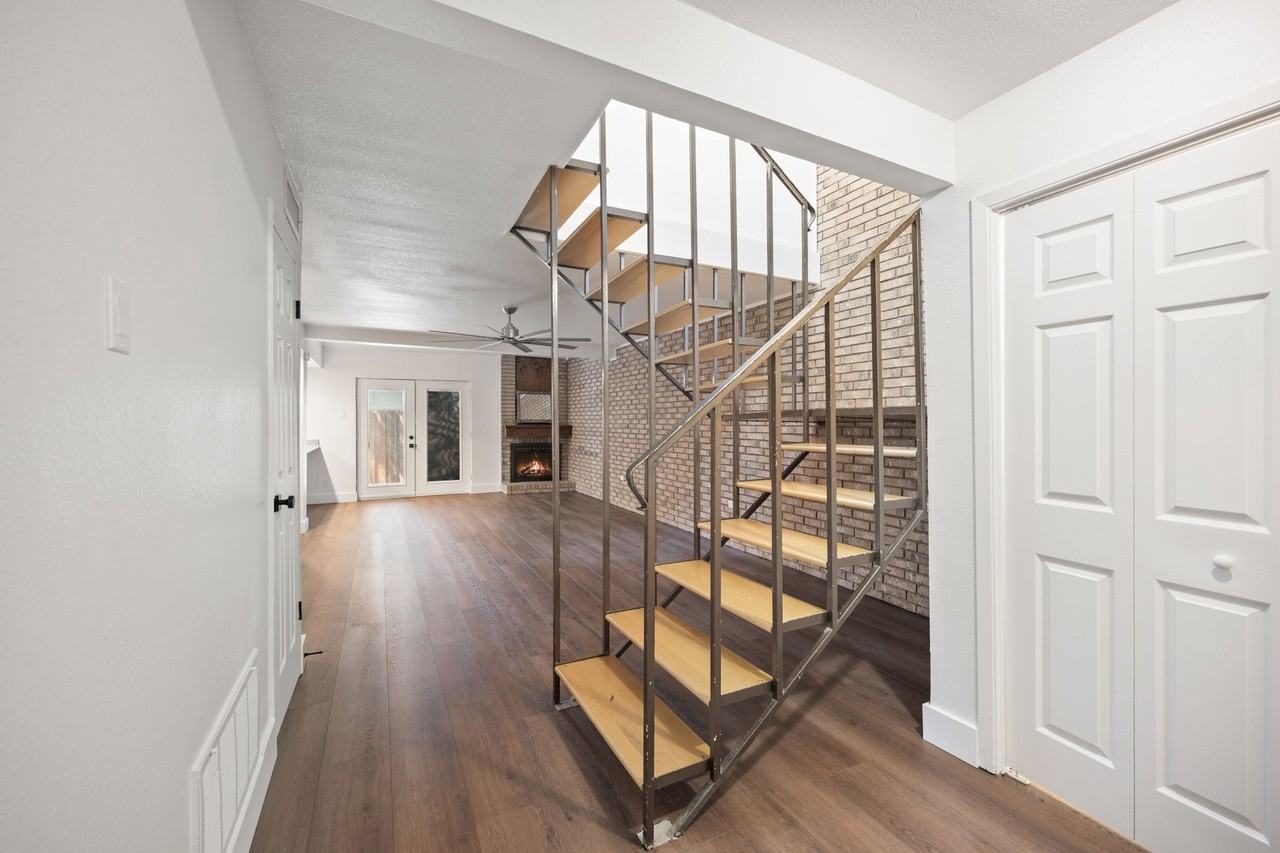 2706 Creek Wood Ct - Photo 5 of 28