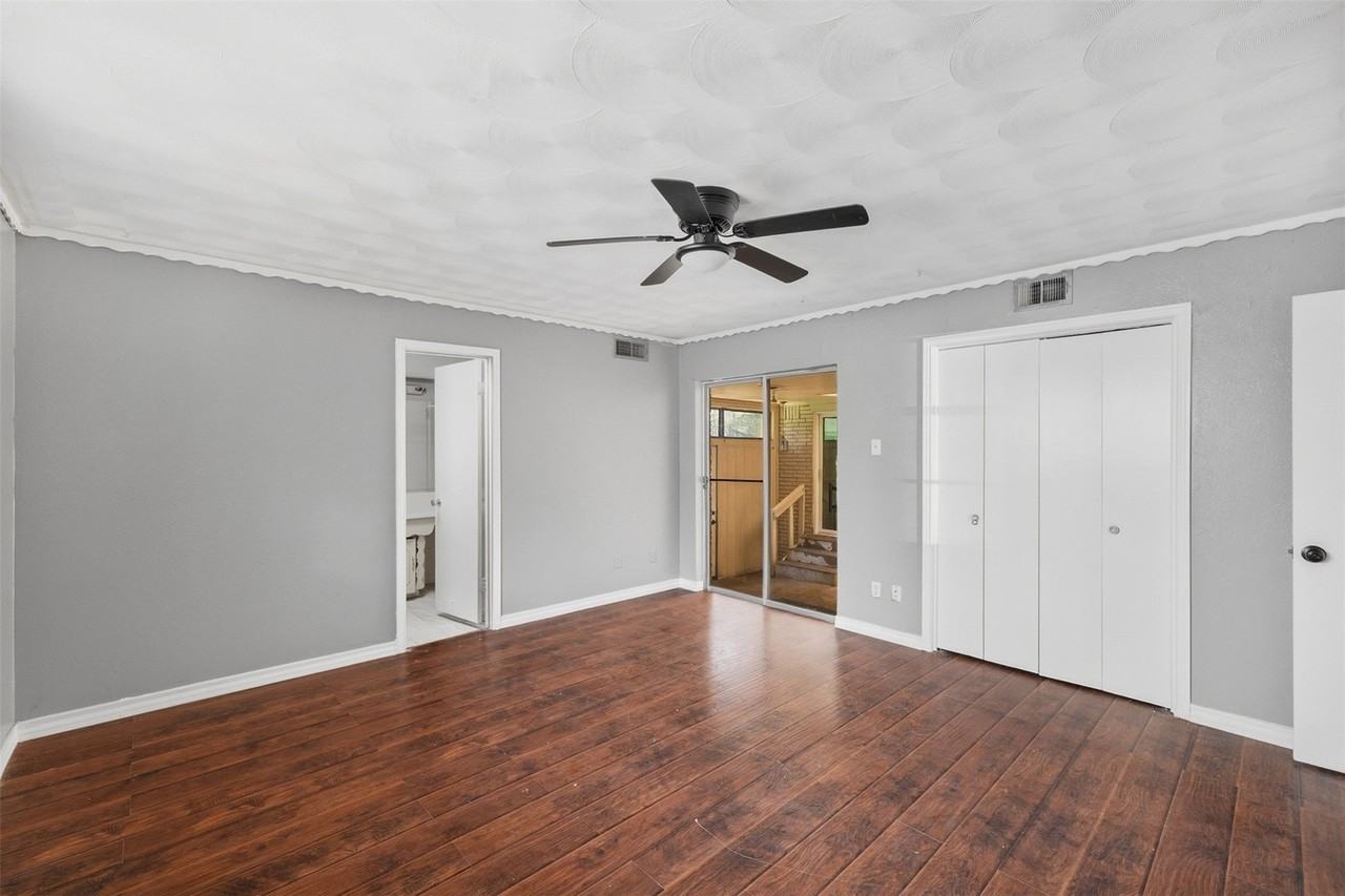 6607 Autumn Woods Trl - Photo 7 of 29