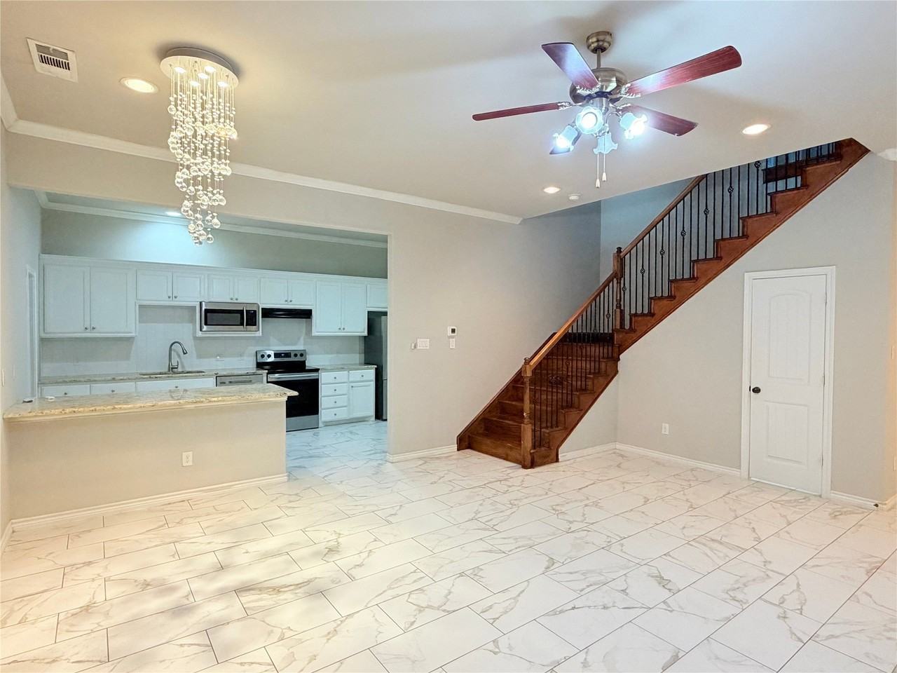 12305 Halima St - Photo 5 of 24