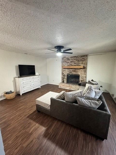 985 Minter Ln - Photo 2 of 14