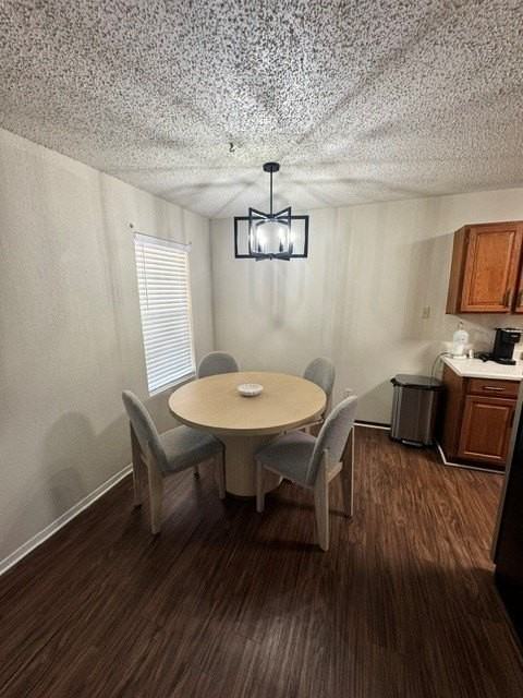 985 Minter Ln - Photo 3 of 14