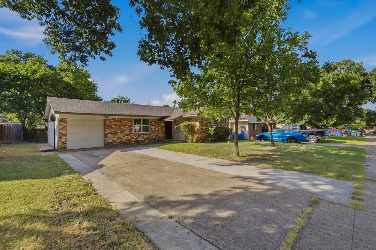 4577 Bonanza Ln - Photo 2 of 16