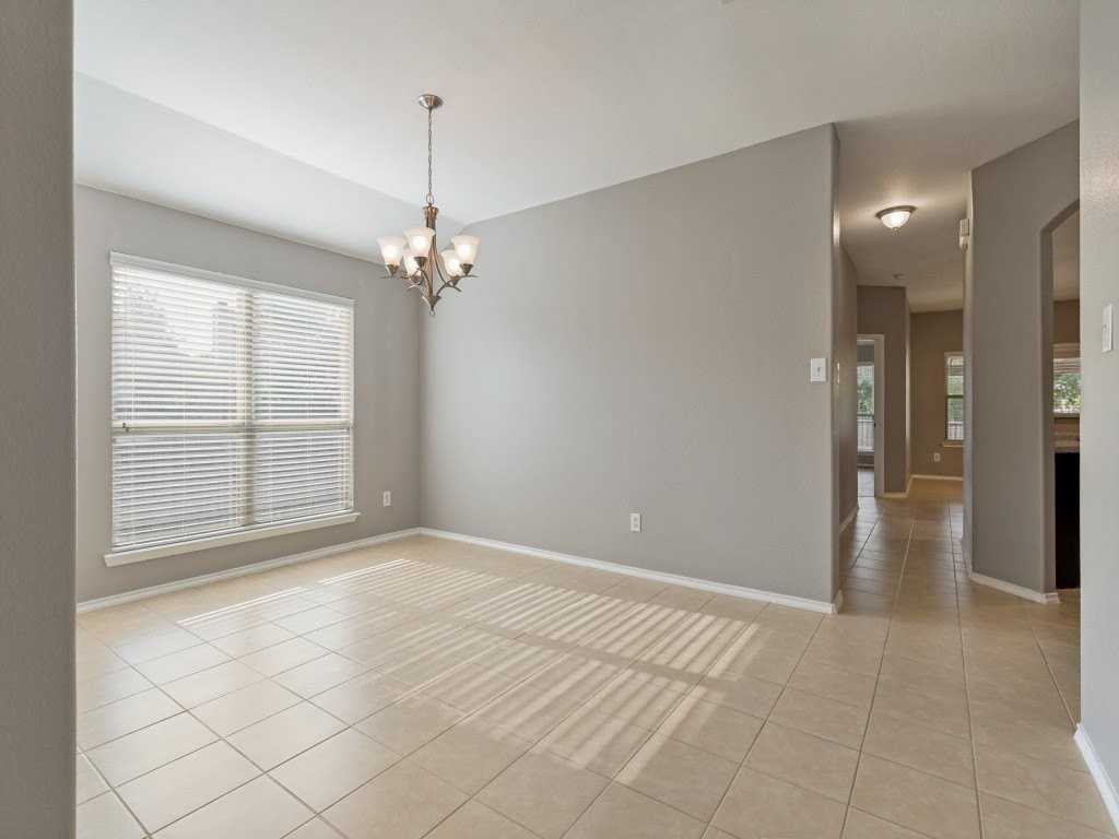1101 Kaufman Rd - Photo 3 of 12