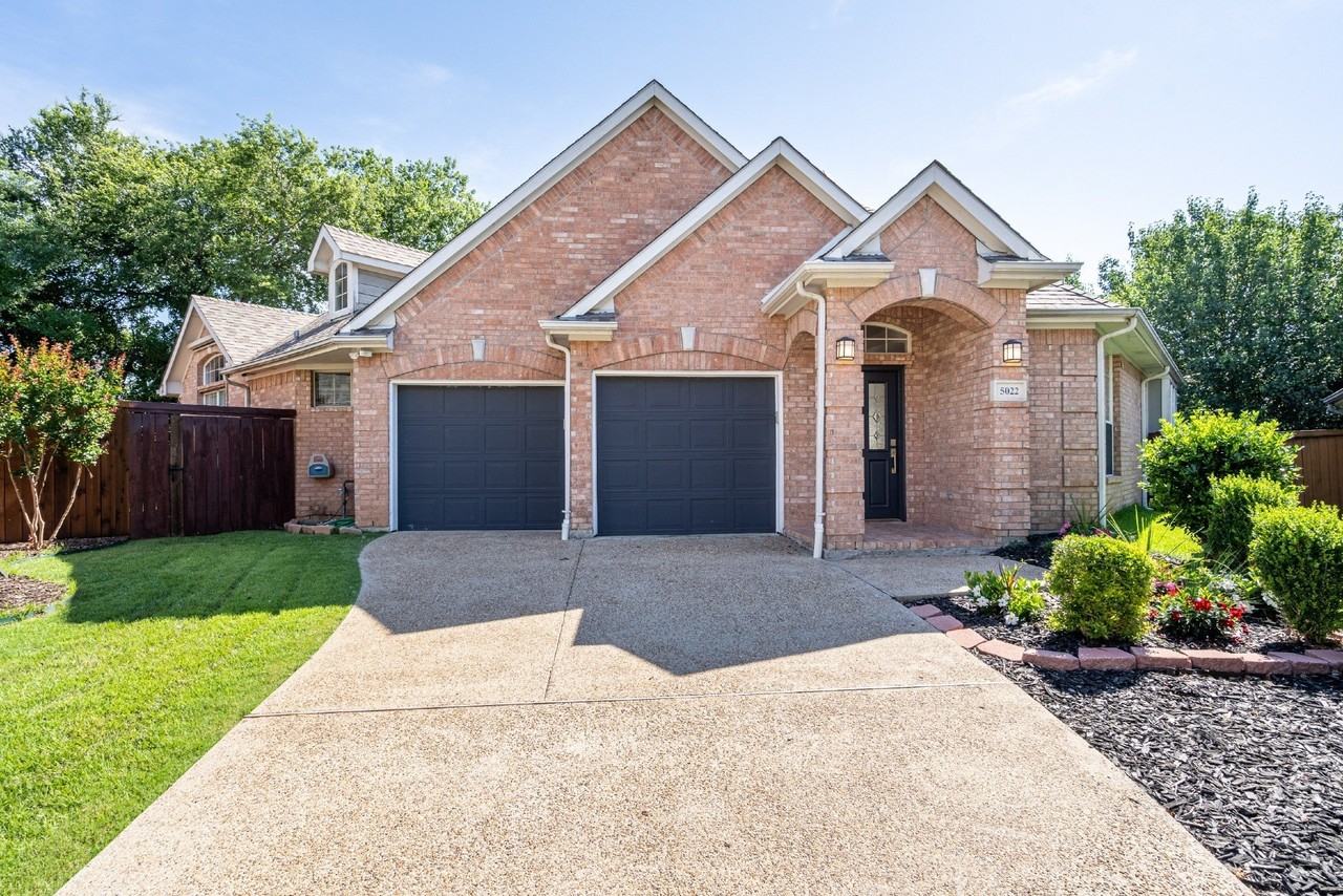 5022 Enclave Ct - Photo 2 of 21