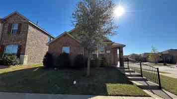 featured image of 1235 Acmite Ave