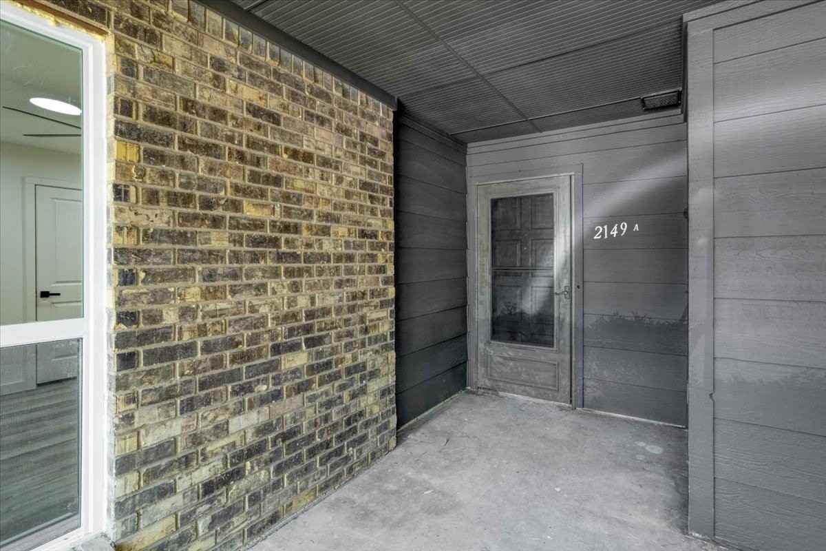 2149 Willow Pl #B - Photo 4 of 24