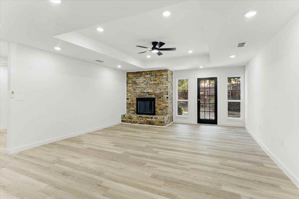 2149 Willow Pl #B - Photo 6 of 24