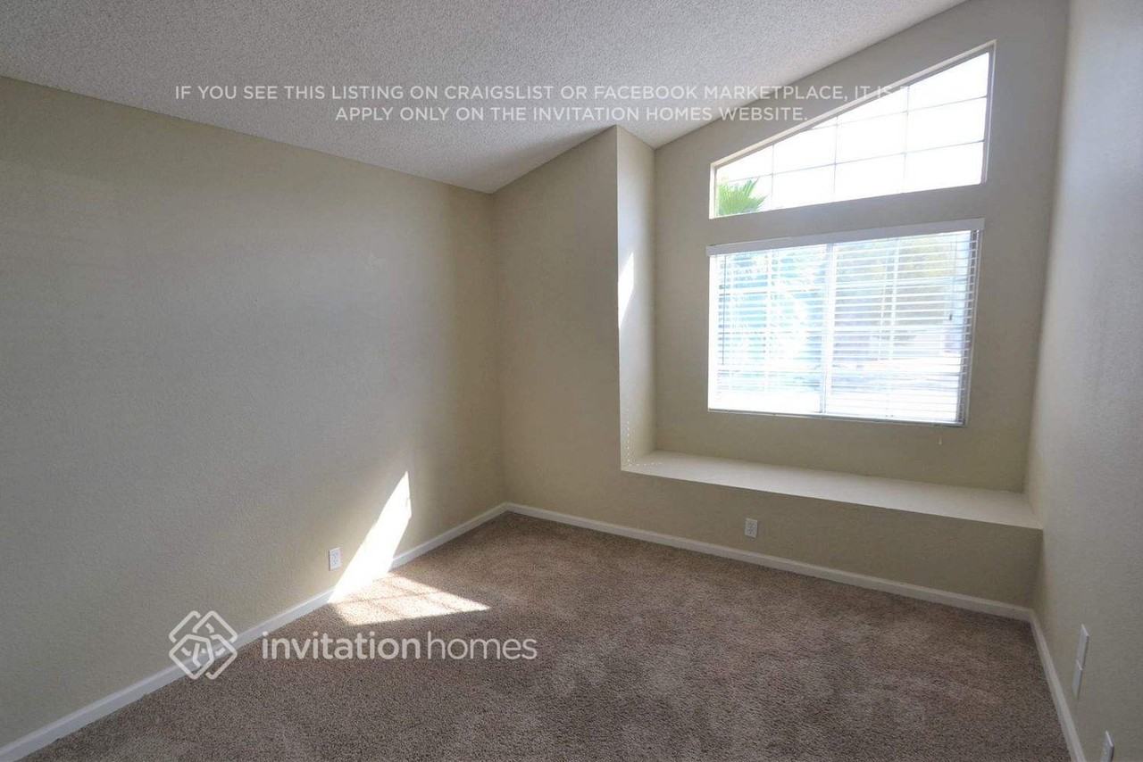 16371 Hazelwood Ct - Photo 6 of 10