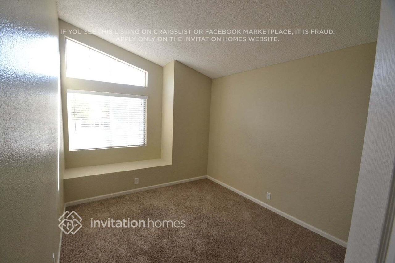 16371 Hazelwood Ct - Photo 7 of 10