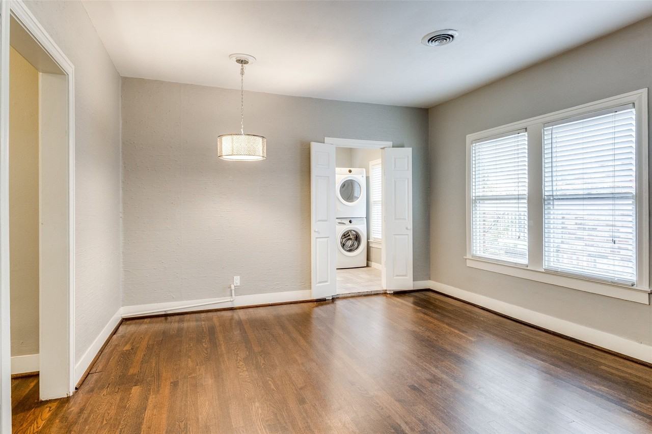 4503 Gilbert Ave - Photo 7 of 12