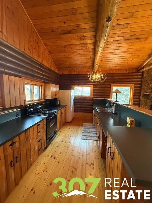 191 Whit Creek Rd - Photo 3 of 31