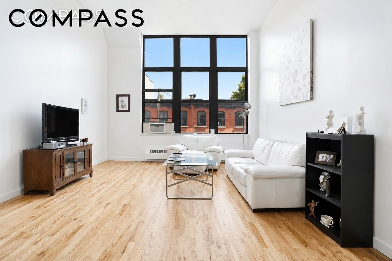 204 Huntington St #2O - Photo 2 of 11