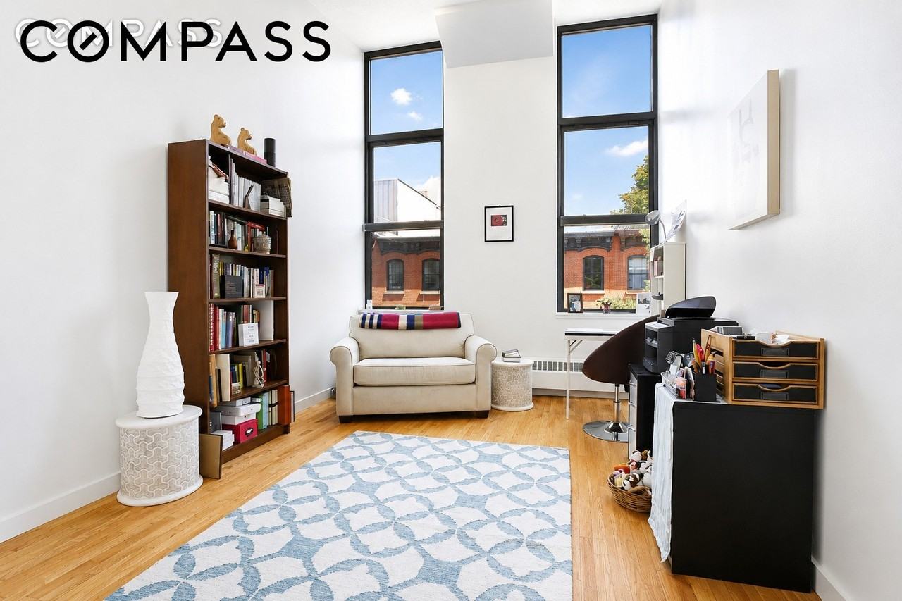 204 Huntington St #2O - Photo 3 of 11
