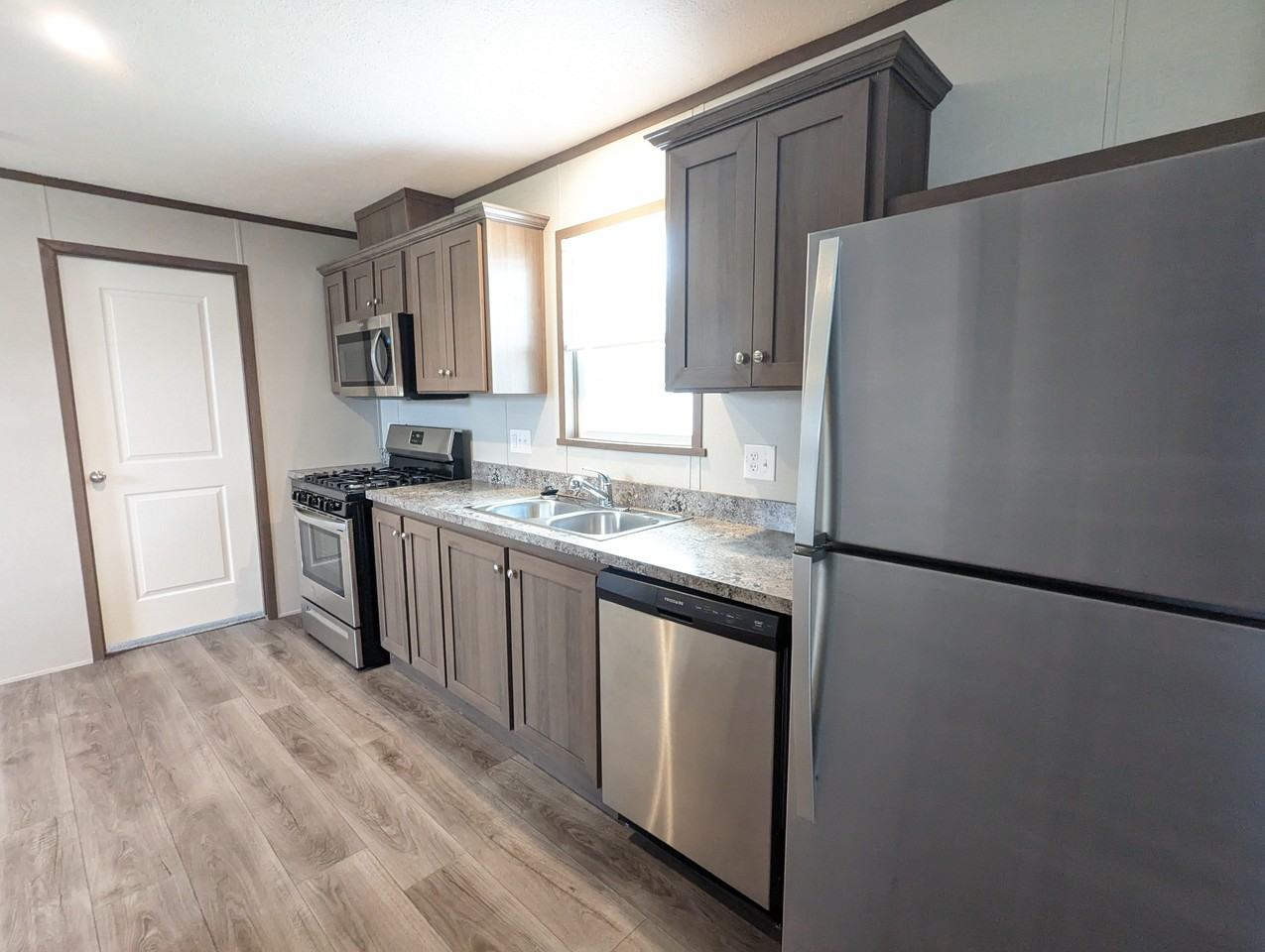 5151 Rhine Dr #021 - Photo 2 of 14