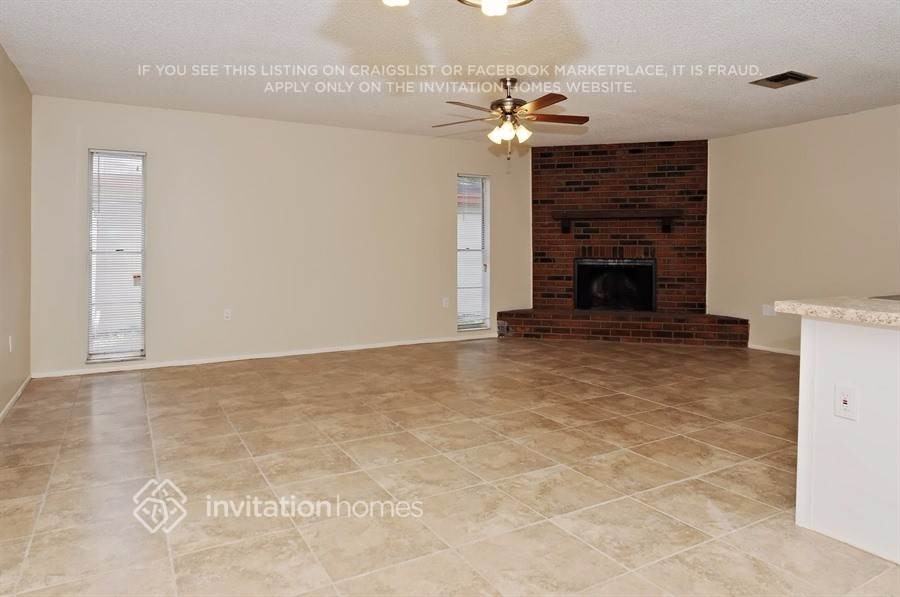 2276 Citrus Hill Rd - Photo 3 of 21