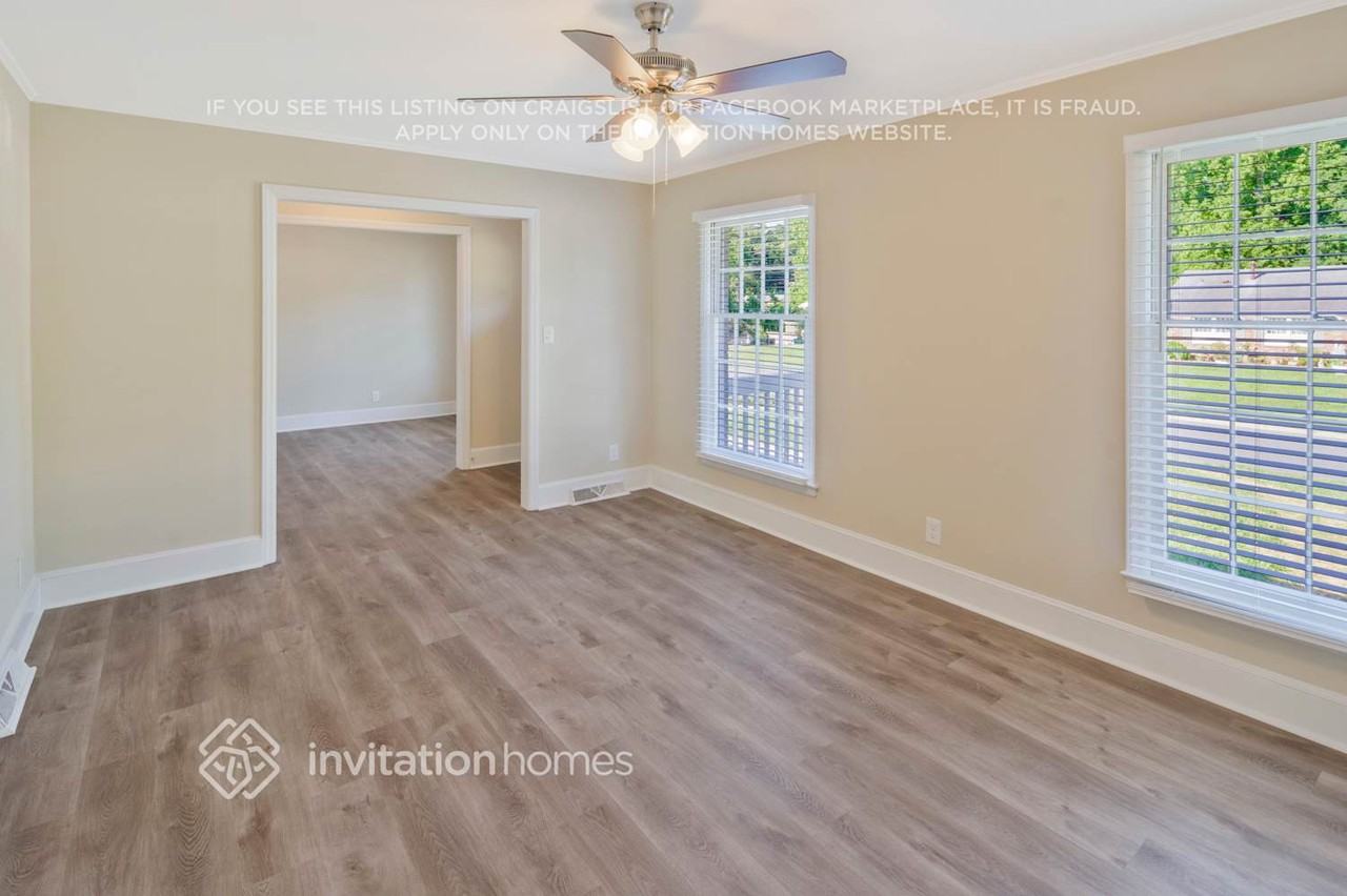 4213 Gladstone Ln - Photo 5 of 26