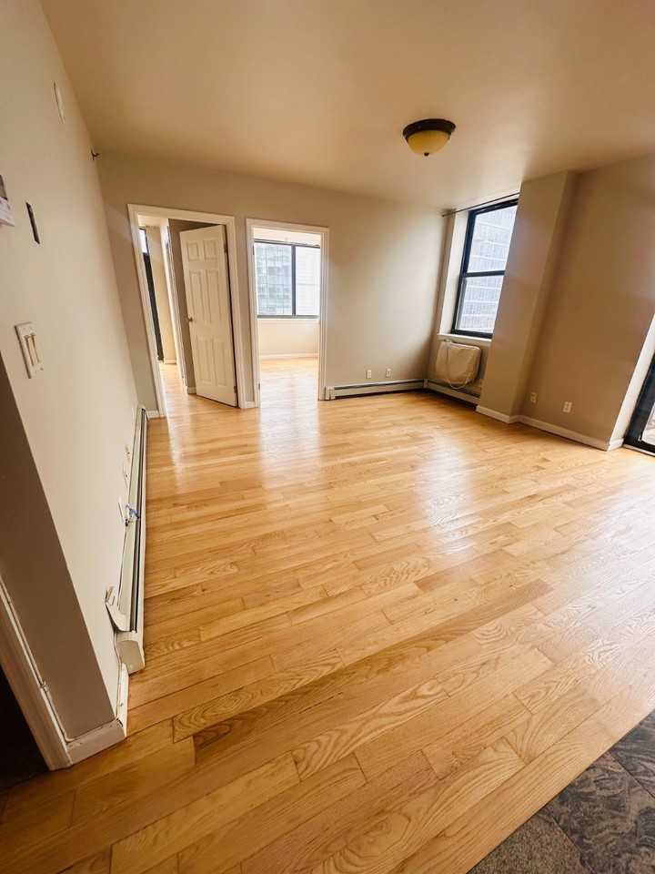3636 Prince St #11E - Photo 6 of 10
