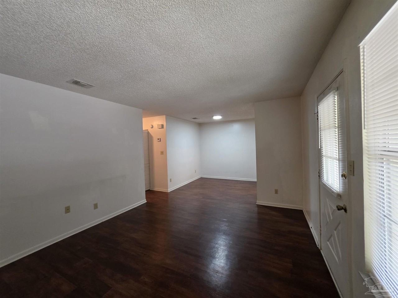 6288 Hamilton Bridge Rd #304 - Photo 3 of 12