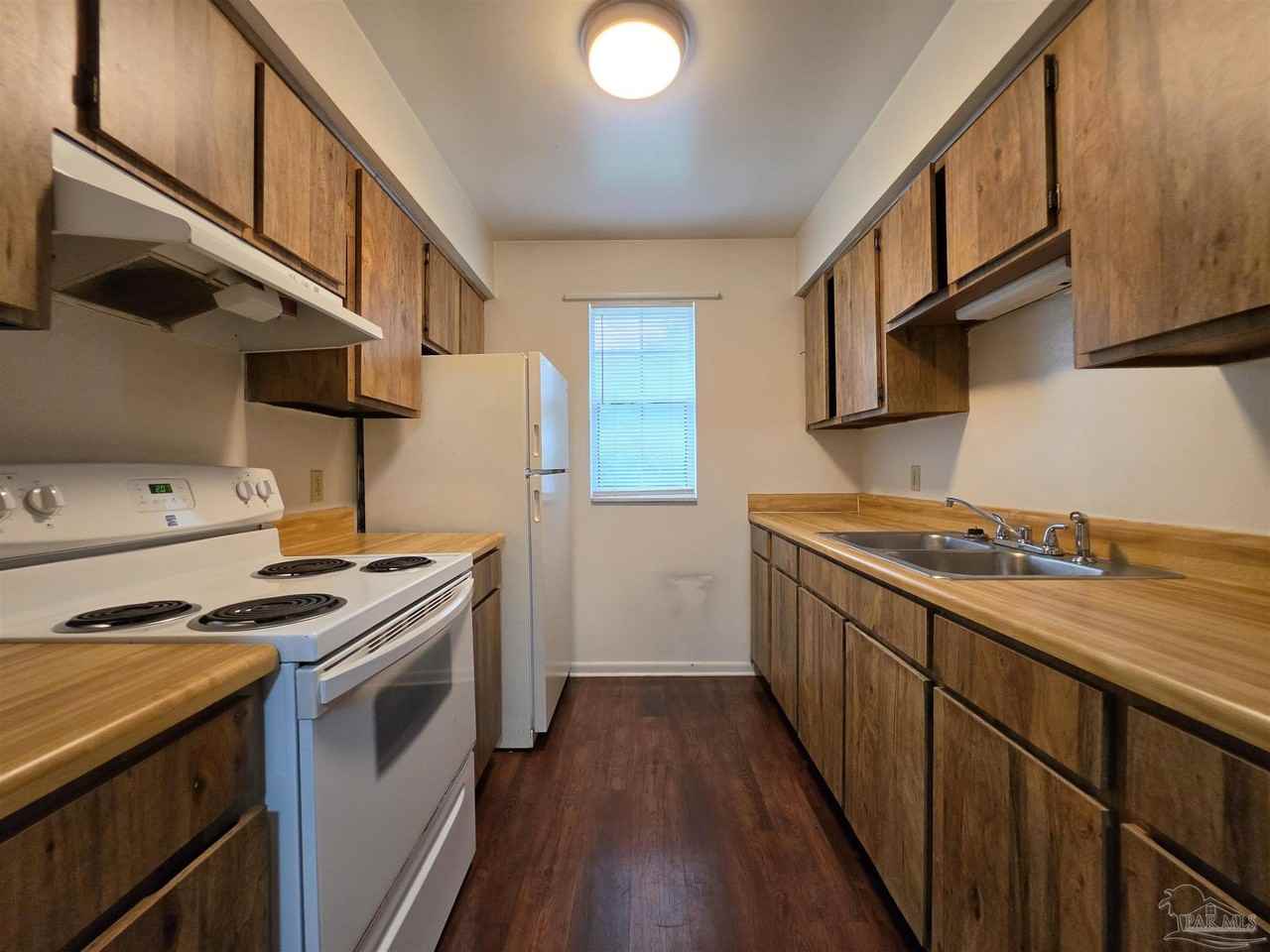 6288 Hamilton Bridge Rd #304 - Photo 5 of 12