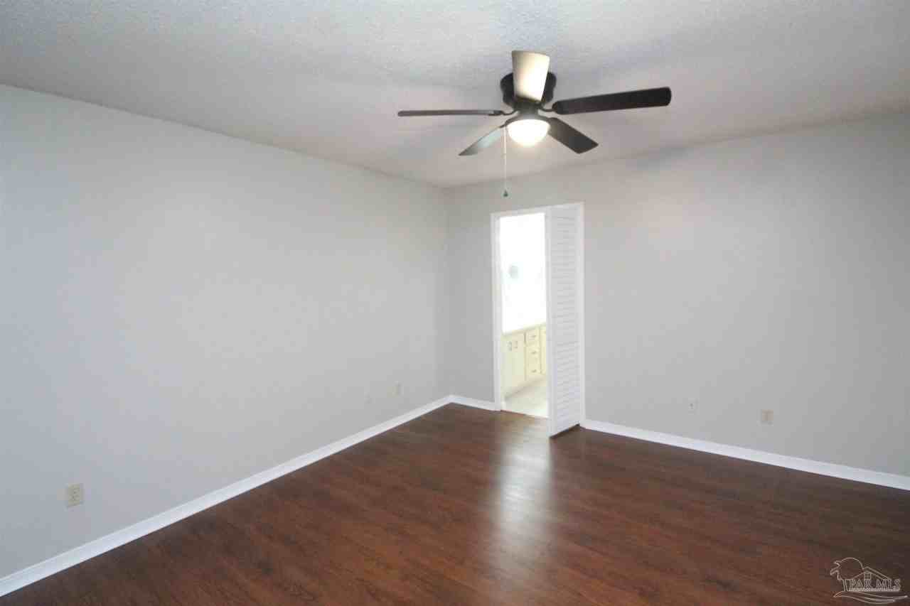 8154 Treetop Ln - Photo 6 of 14