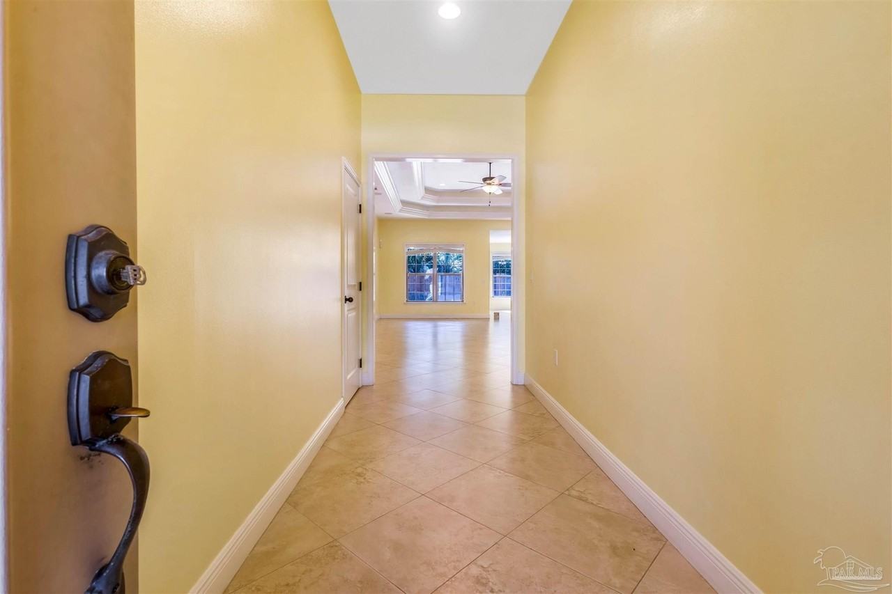 651 Powell Dr Ne - Photo 6 of 50