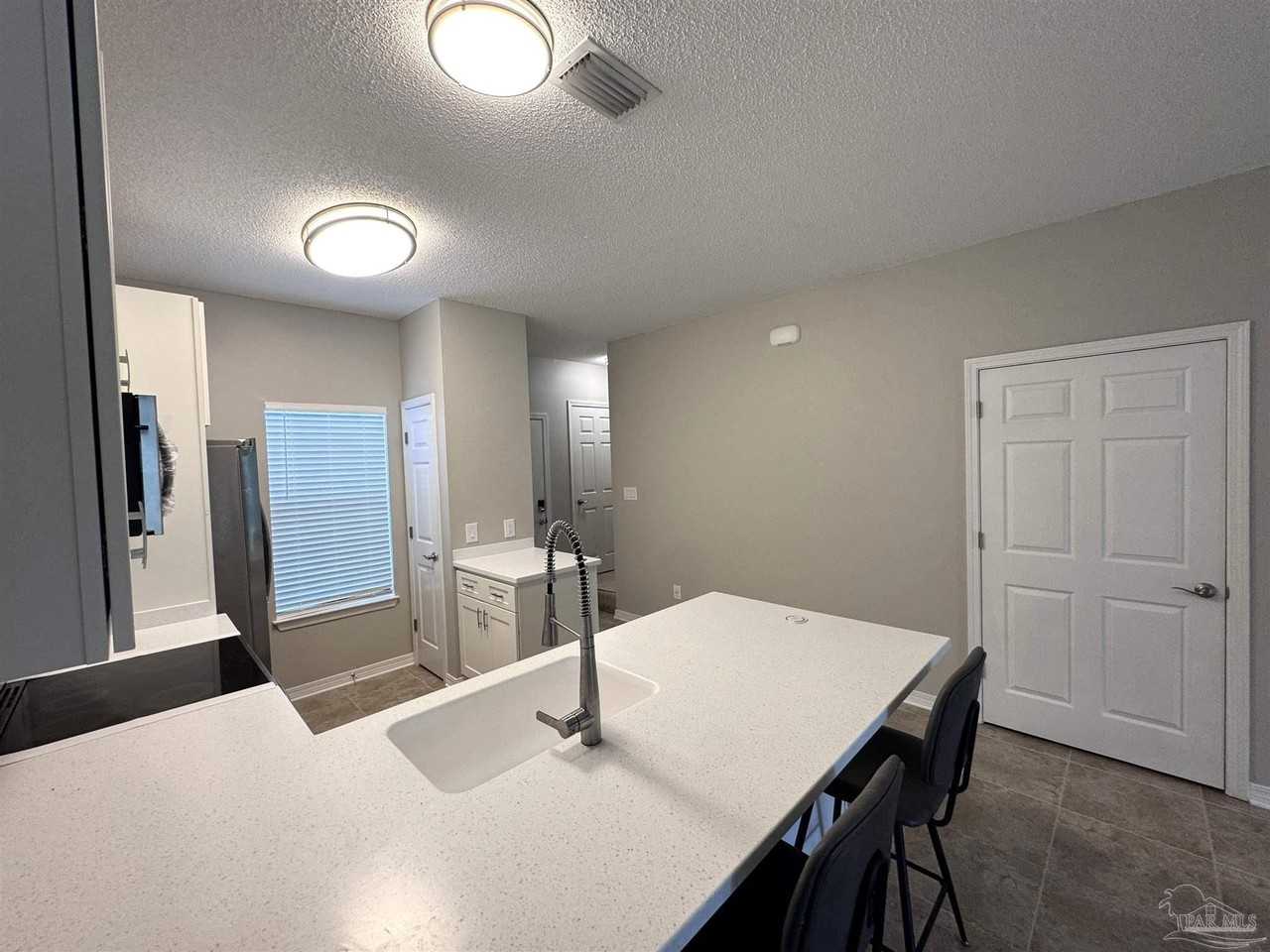 2703 Bay Club Dr #2703 - Photo 5 of 35