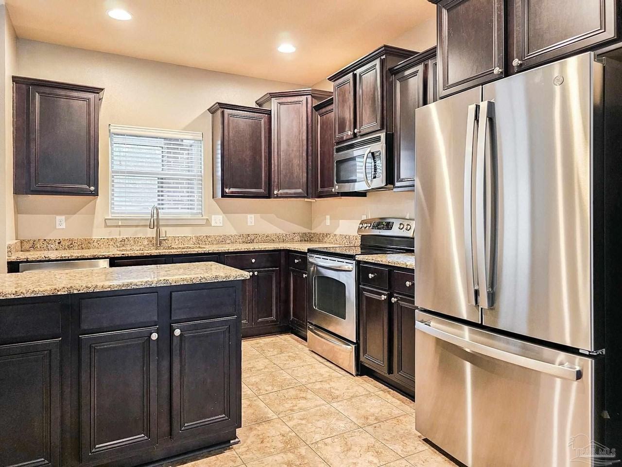 2236 Somerville Ct - Photo 6 of 29