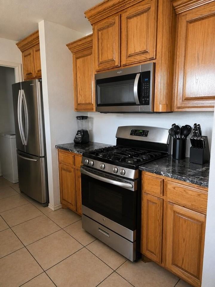 326 Cloud Ave - Photo 4 of 7