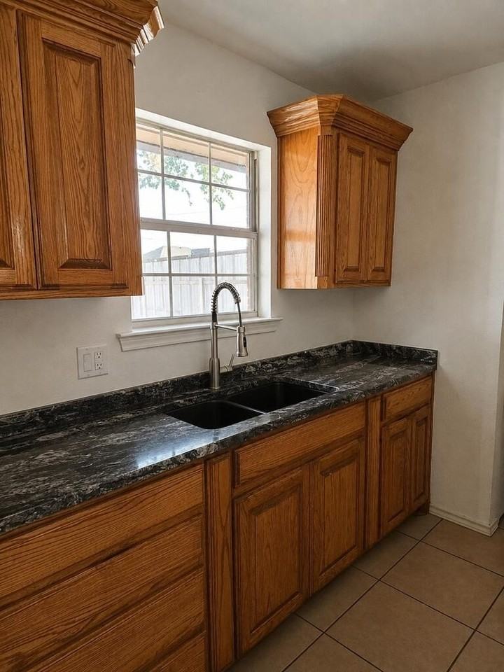 326 Cloud Ave - Photo 5 of 7