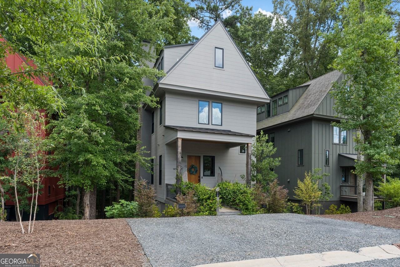 110 Arcadia Ave - Photo 5 of 50