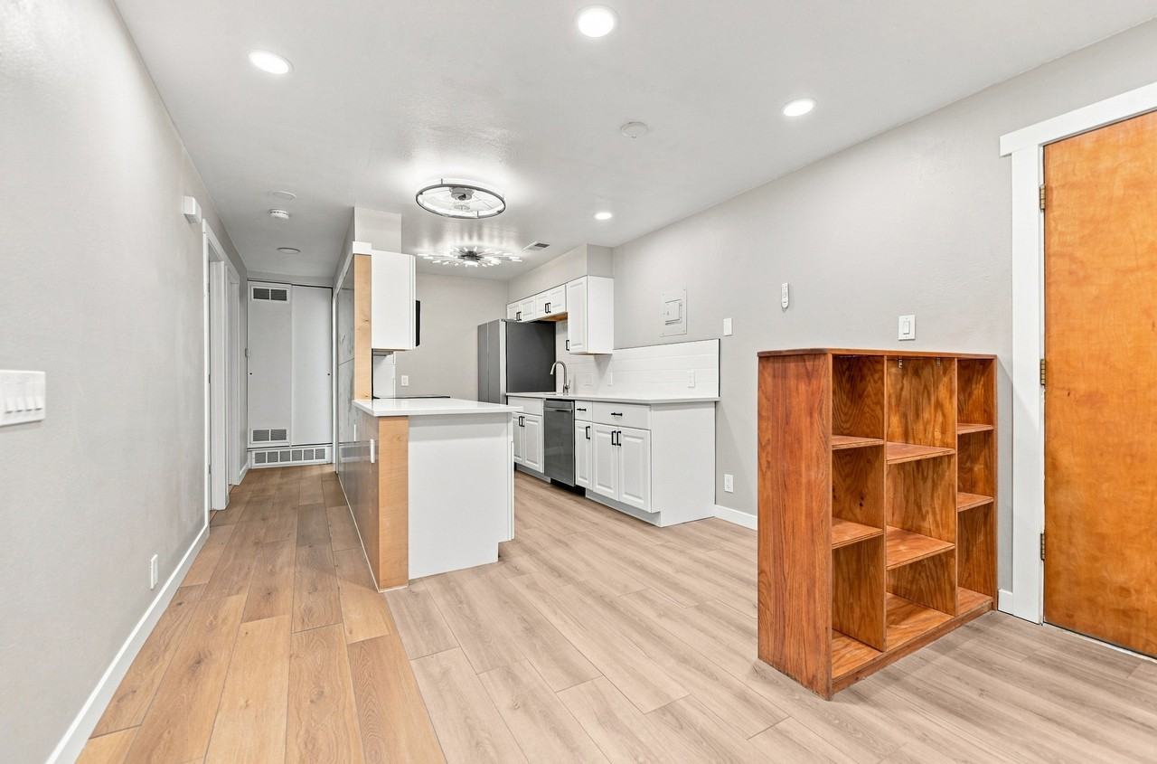 1612 Cottonwood Dr #13 - Photo 6 of 19
