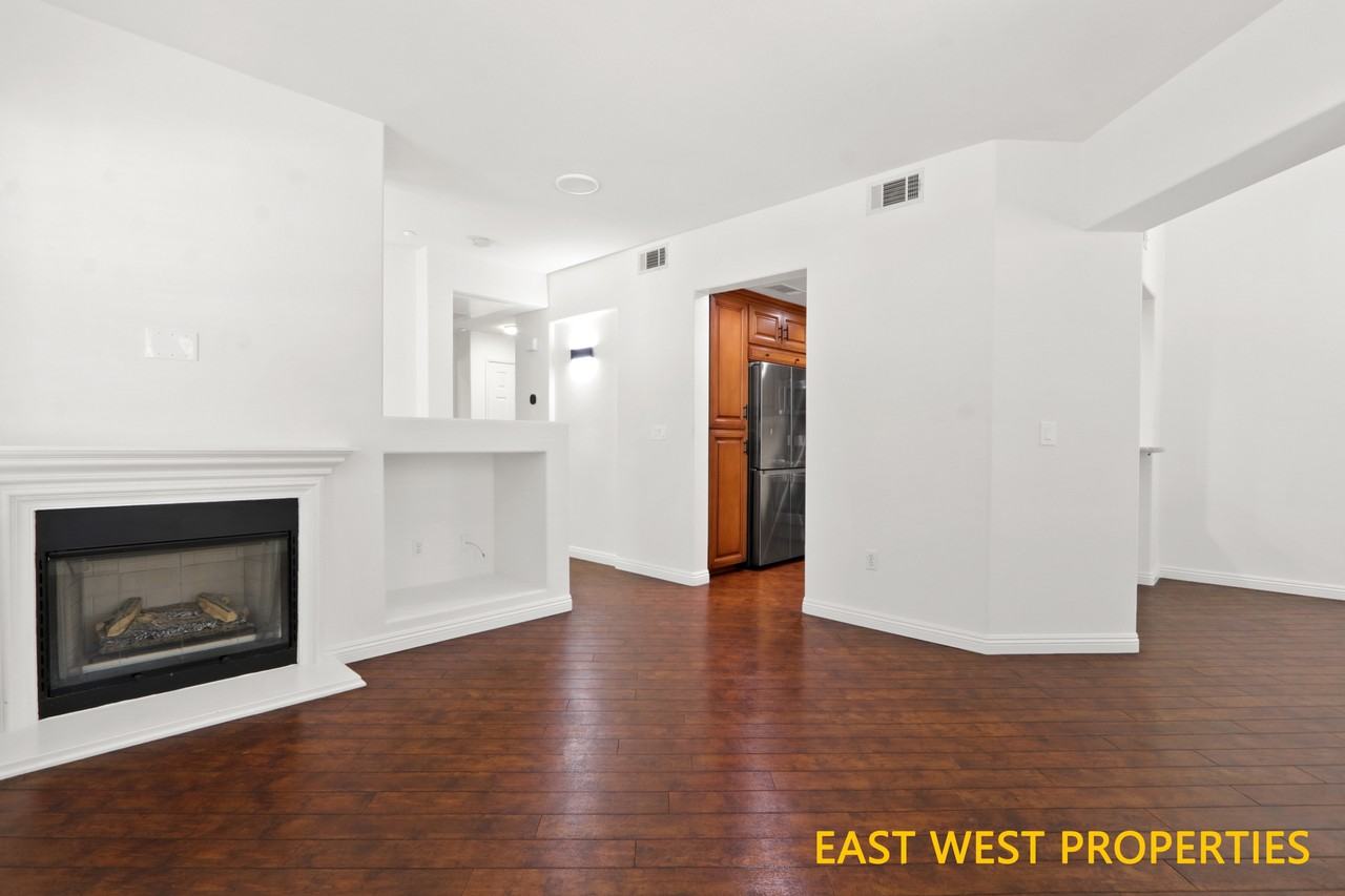 2200 Timberwood #1 - Photo 5 of 24