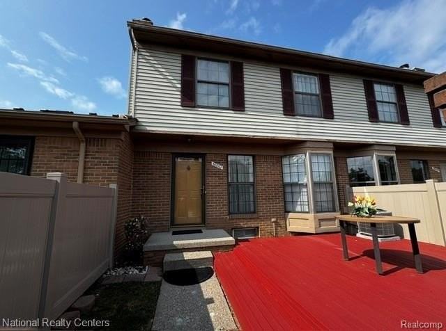 38862 Country Cir - Photo 2 of 24