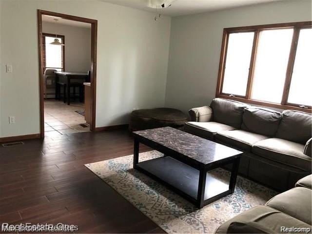1610 South Blvd - Photo 4 of 16