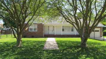 featured image of 2217 Delwood Rd
