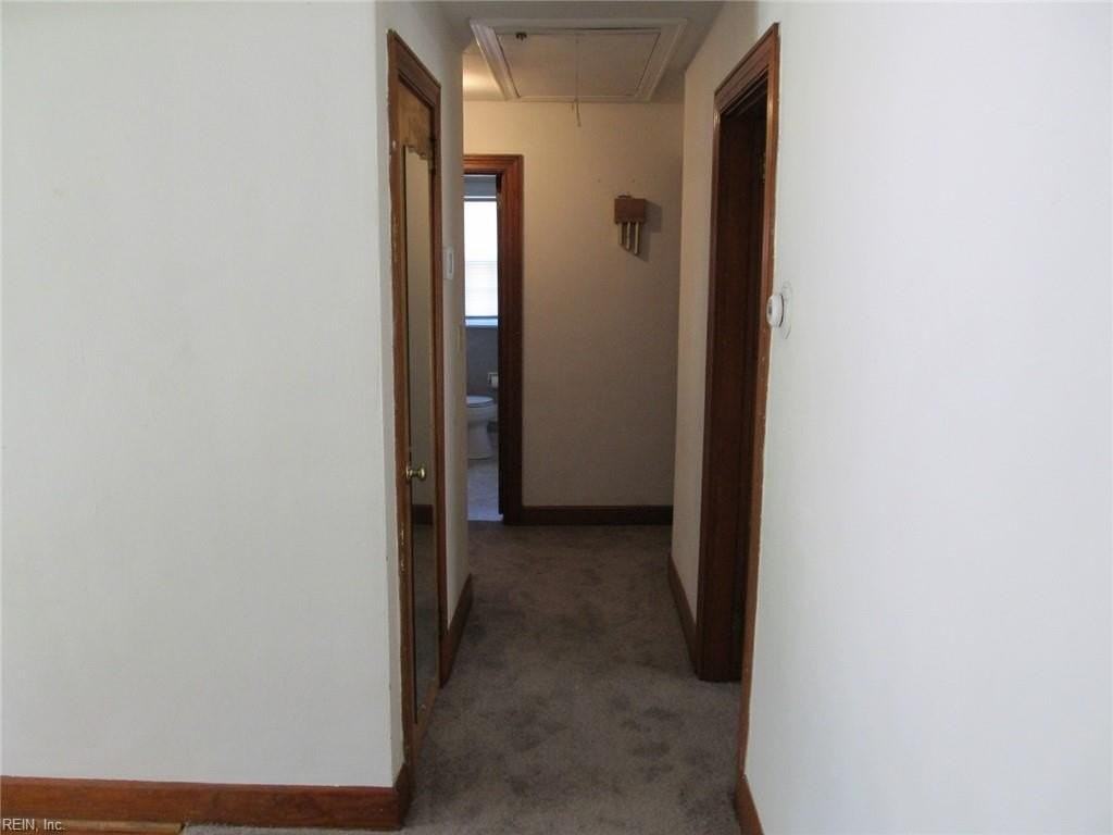 2217 Delwood Rd - Photo 6 of 35