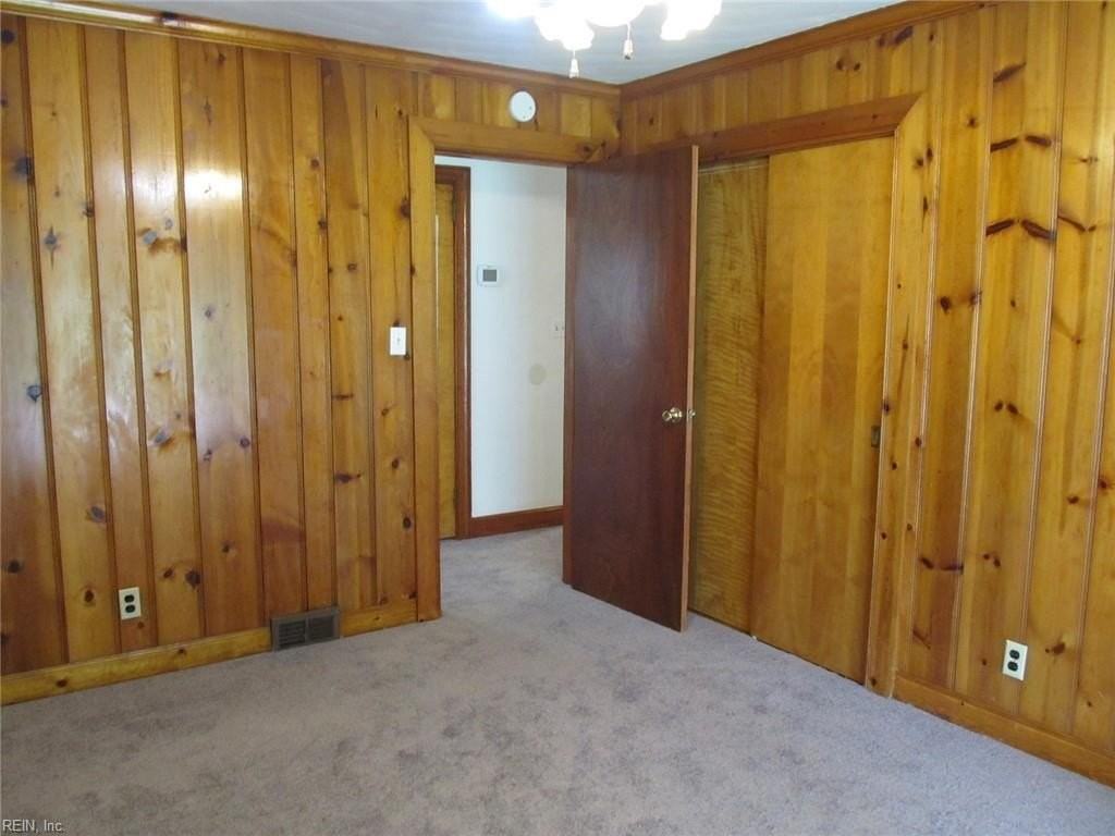 2217 Delwood Rd - Photo 7 of 35