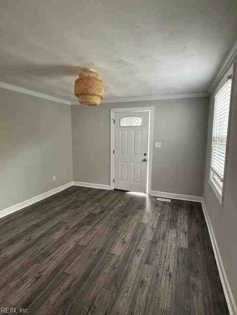 500 Lenox Ave - Photo 7 of 30