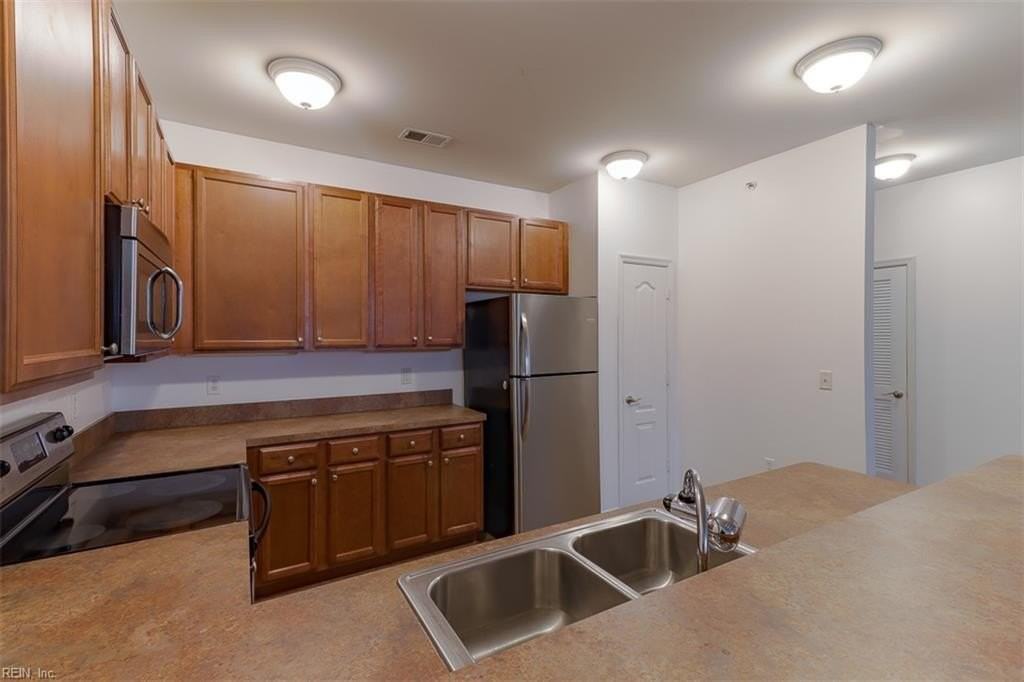 5212 Nuthall Dr #103 - Photo 7 of 30