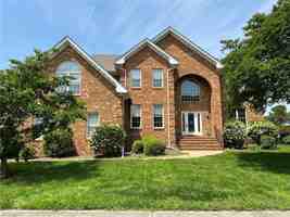 featured image of 1320 Club House Dr