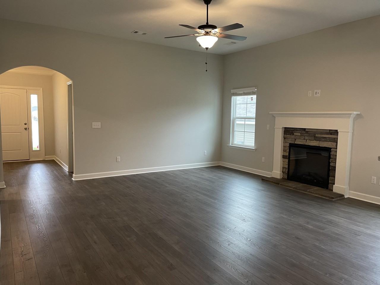 811 Goodale Dr - Photo 6 of 22