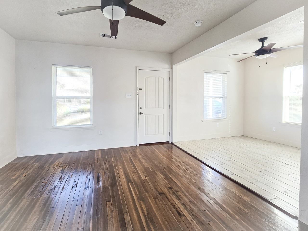 5309 Avenue O #SF - Photo 4 of 13
