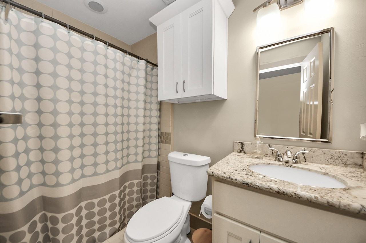 4510 Inker St Unit B - Photo 5 of 43