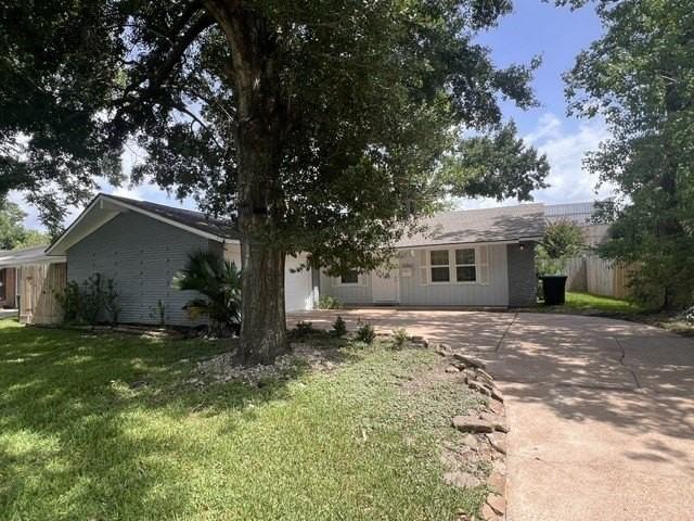 9543 Beverlyhill St - Photo 2 of 20
