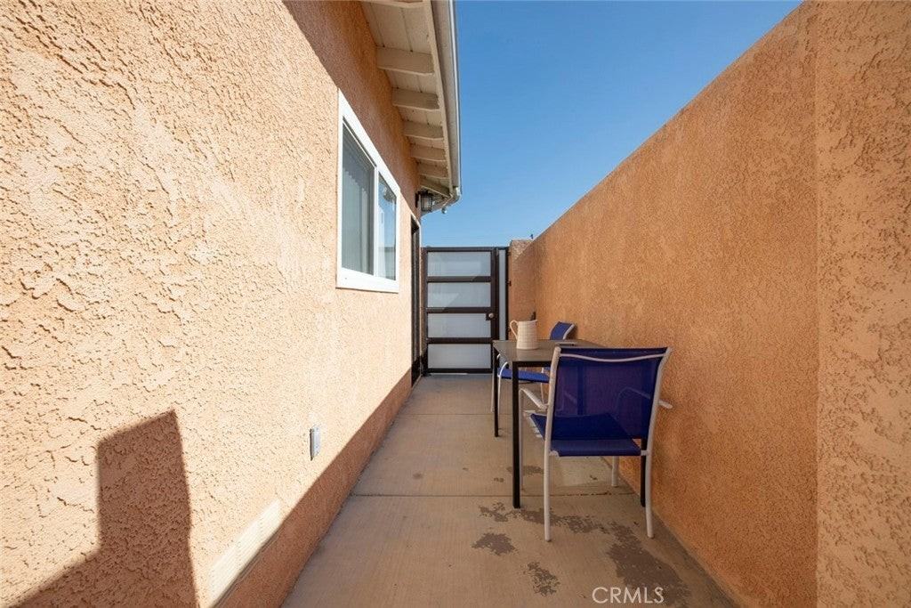 14728 Kingsbury St - Photo 2 of 14
