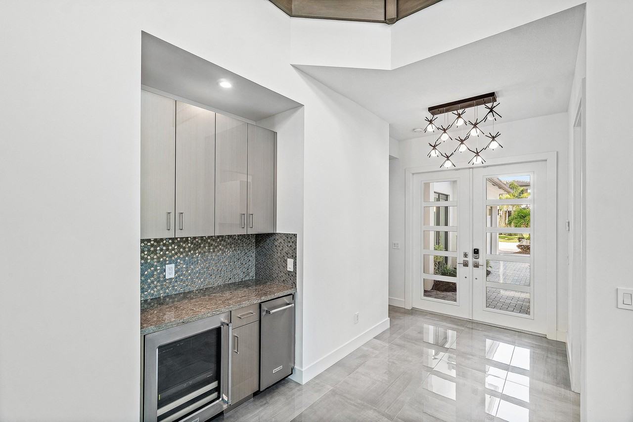 9006 Dulcetto Ct - Photo 6 of 50