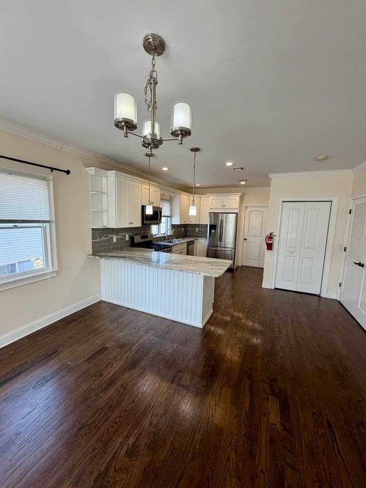 59 River St - Photo 3 of 17