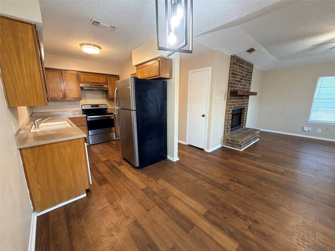 5804 Tinsley Dr - Photo 6 of 16
