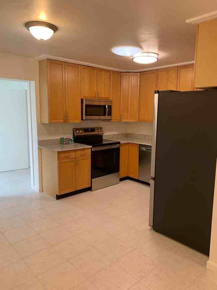 1311 Alho Dr - Photo 6 of 26