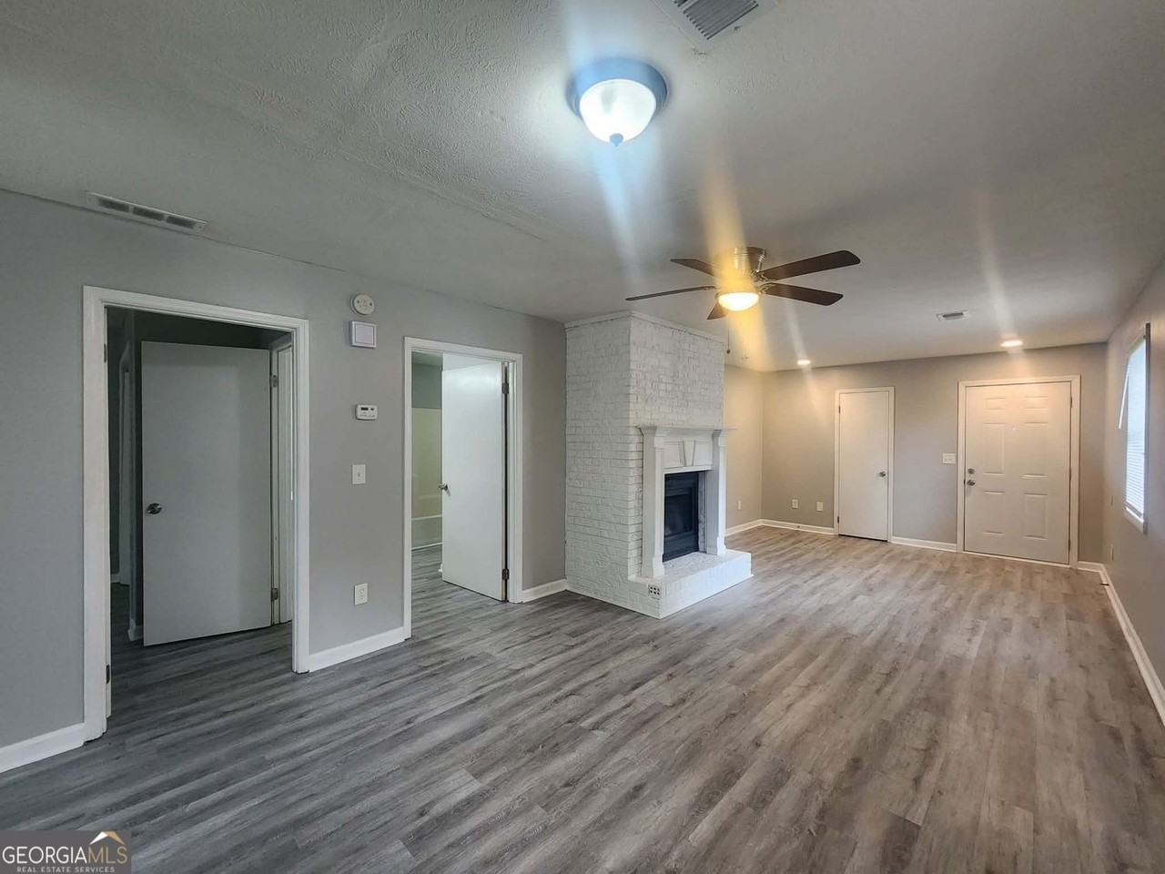 1168 Pinedale Cir Nw - Photo 4 of 10